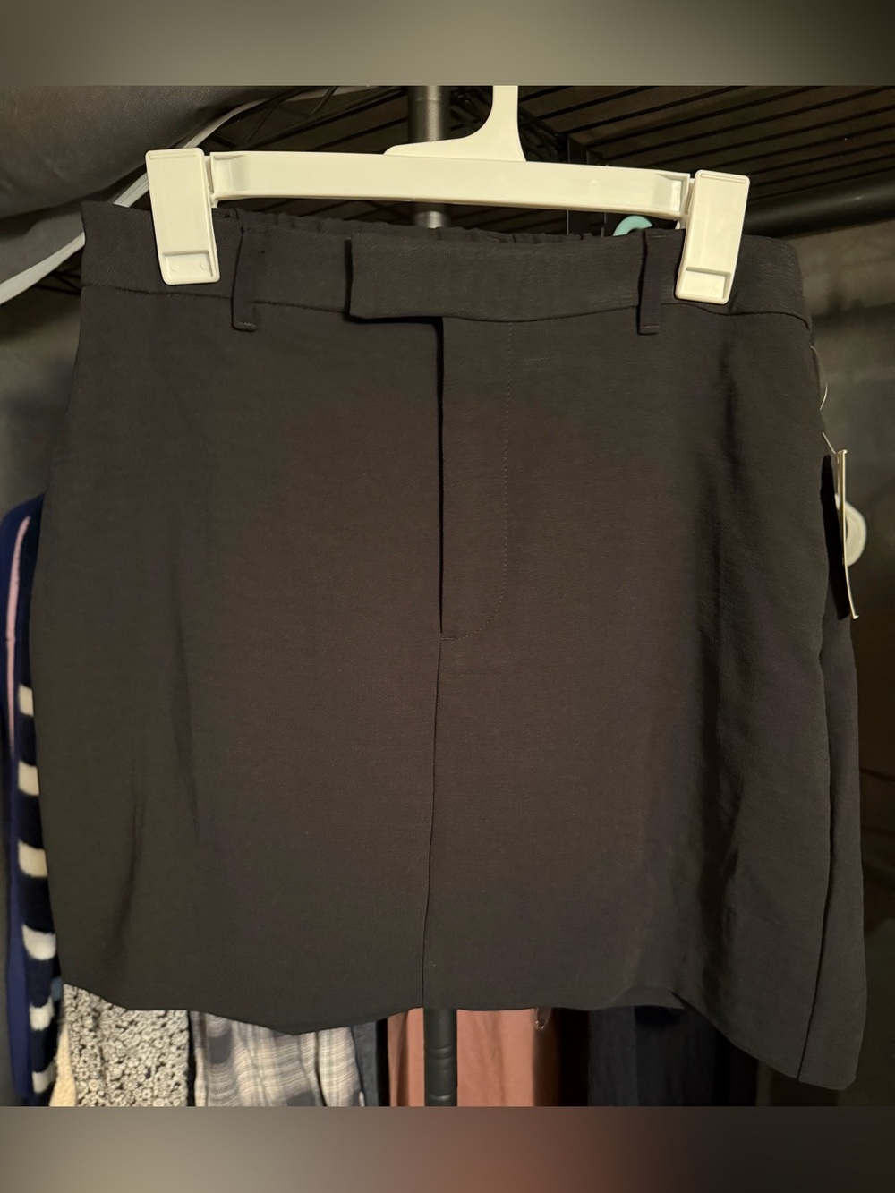 Black Mini Skirt - Clean Front Panel Size Medium NWT
